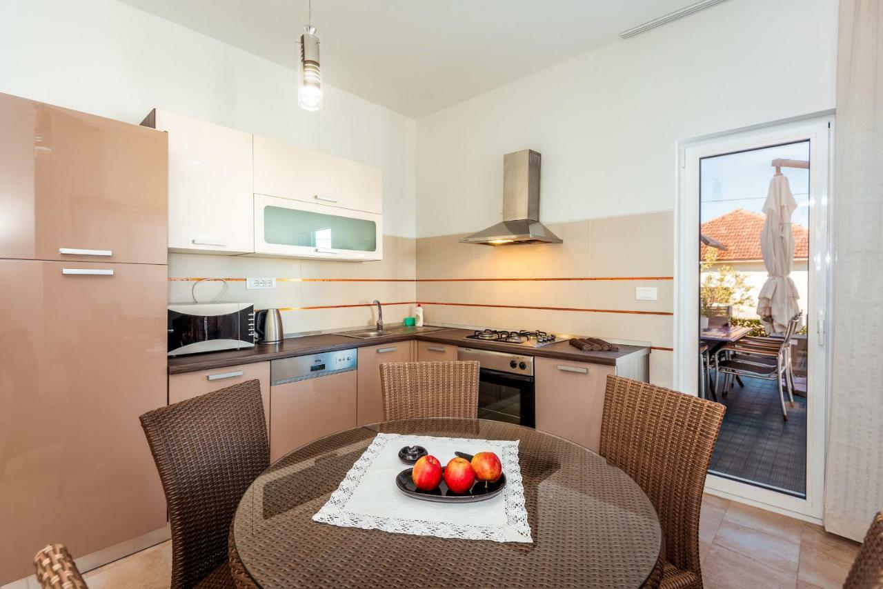 Apartmani Gelo Klek Exterior photo